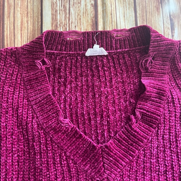 Siren Lily Women Long Sleeve V-Neck Ripped Pullover Cable Knit Sweater Size 3X - Picture 3 of 8